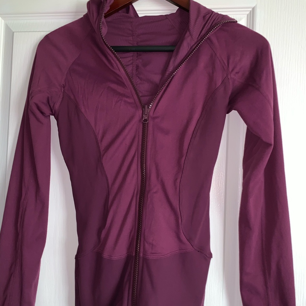 Reversible Lululemon Jacket - Picture 5 of 5